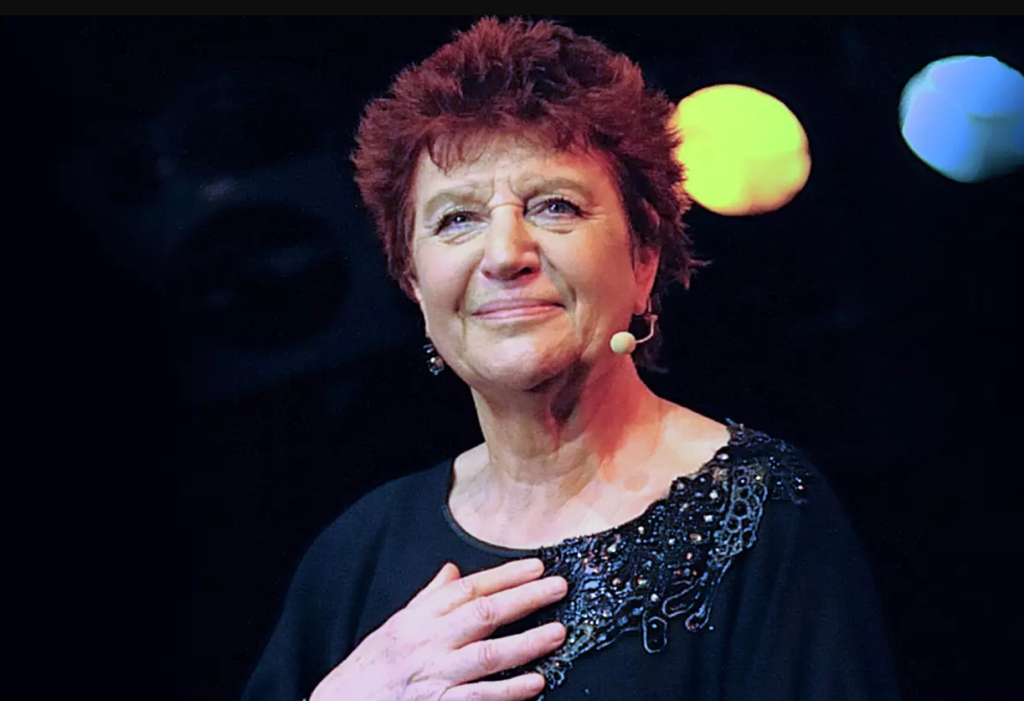anne sylvestrePour rendre à Noël sa magie, écoutons les chansons d’Anne Sylvestre - Nouvelles Racines