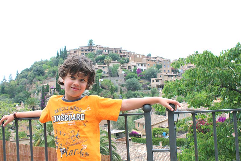 nohan-majorqueÉlever un enfant Hors Norme (HN) - Nouvelles Racines