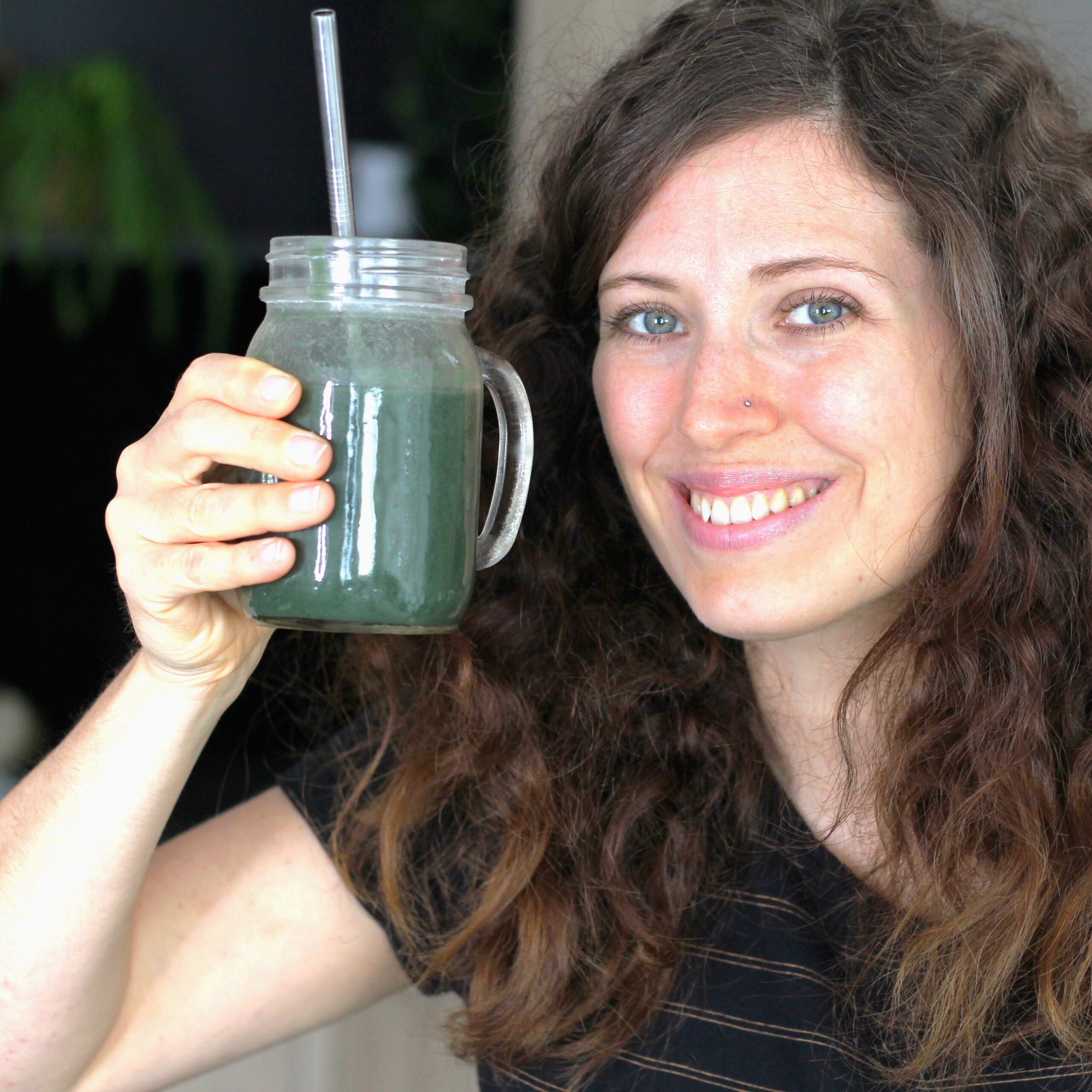 smoothie spiruline carréSmoothie à la spiruline - Nouvelles Racines